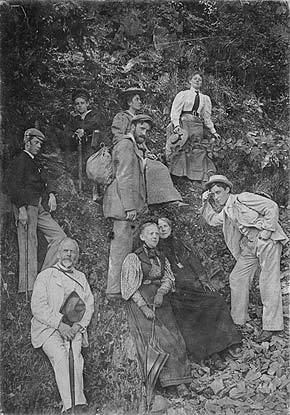Familienfoto vom Ende des 19. Jahrhunderts